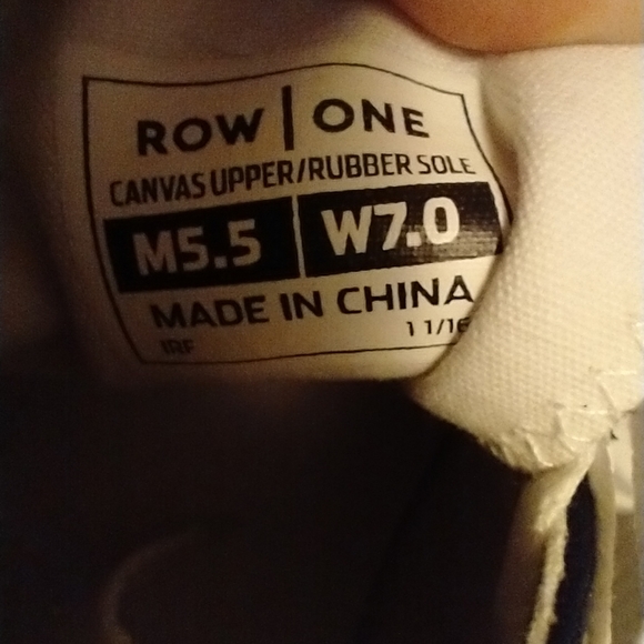 Boston Red Sox MLB Canvas Low Top Lace Up Navy & Red Logo Shoes W 7 or Men 5.5 - Picture 8 of 8